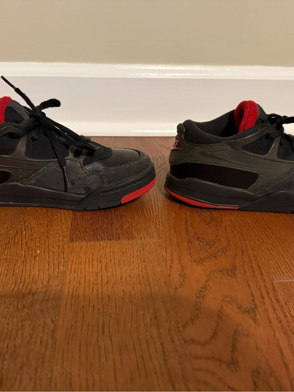Jordan 4 RM PS Bred Black Varsity Red Kids Size 1Y Sneakers FQ7936-060